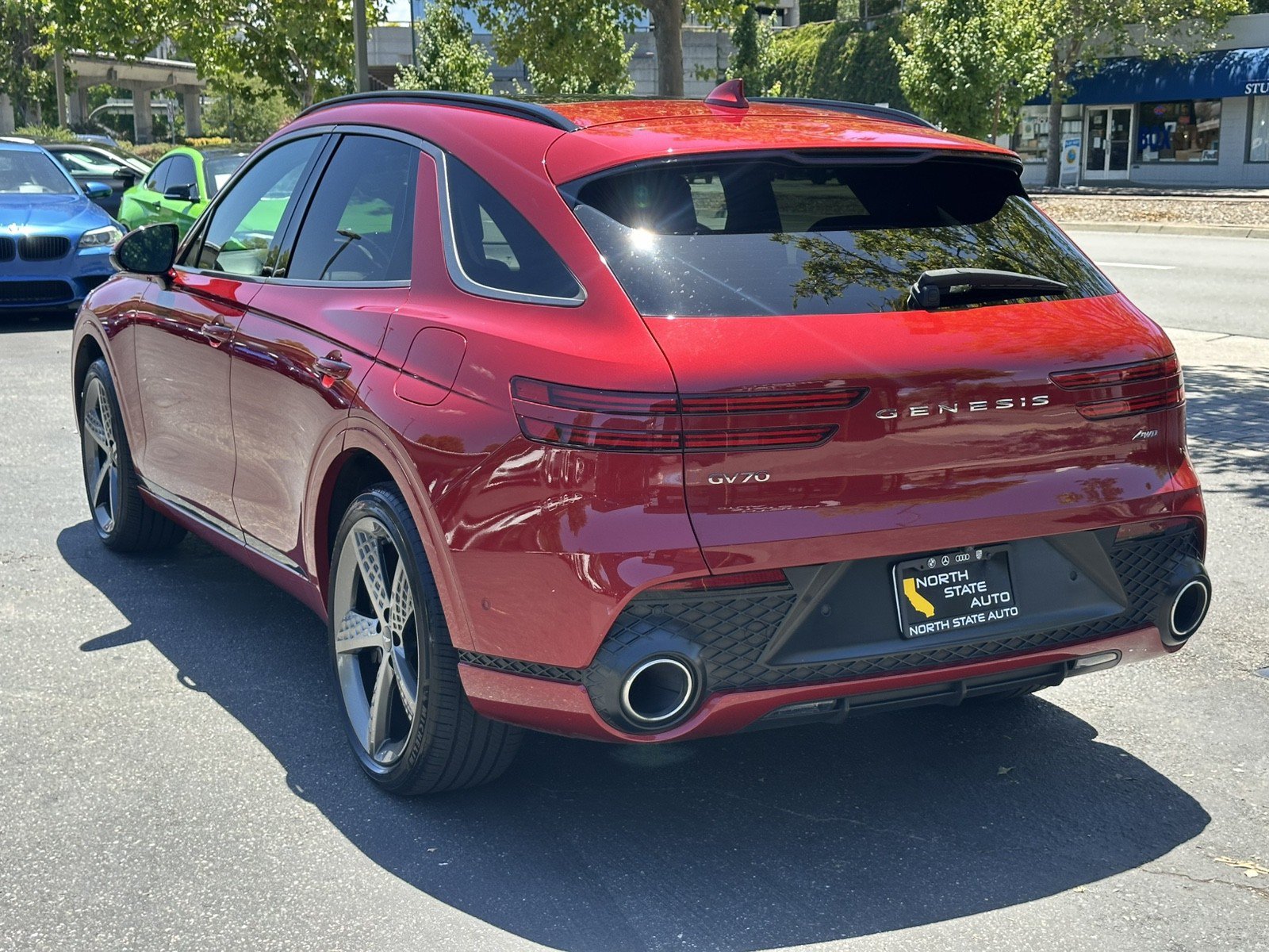Used 2024 Genesis GV70 2.5T w/ Sport Prestige Package AWD/4WD image 11