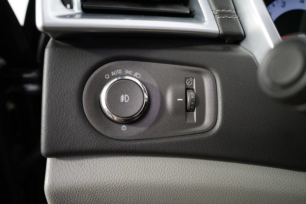 Used 2011 Cadillac SRX Premium AWD/4WD image 24
