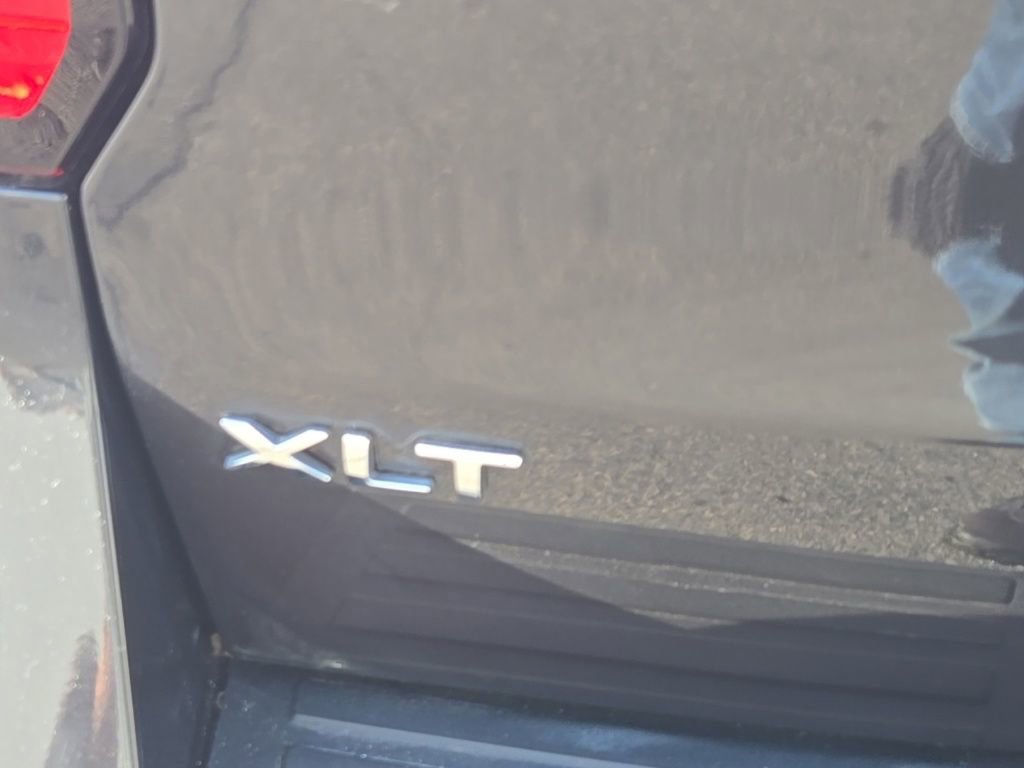 Used 2022 Ford Expedition XLT image 7