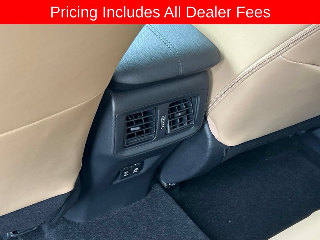 Used 2020 Toyota RAV4 XLE Premium FWD image 14
