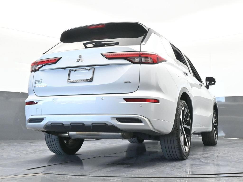 Used 2022 Mitsubishi Outlander SEL image 59