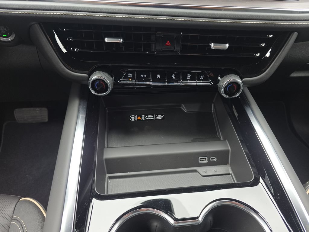 New 2026 Chevrolet Tahoe Premier AWD/4WD image 28