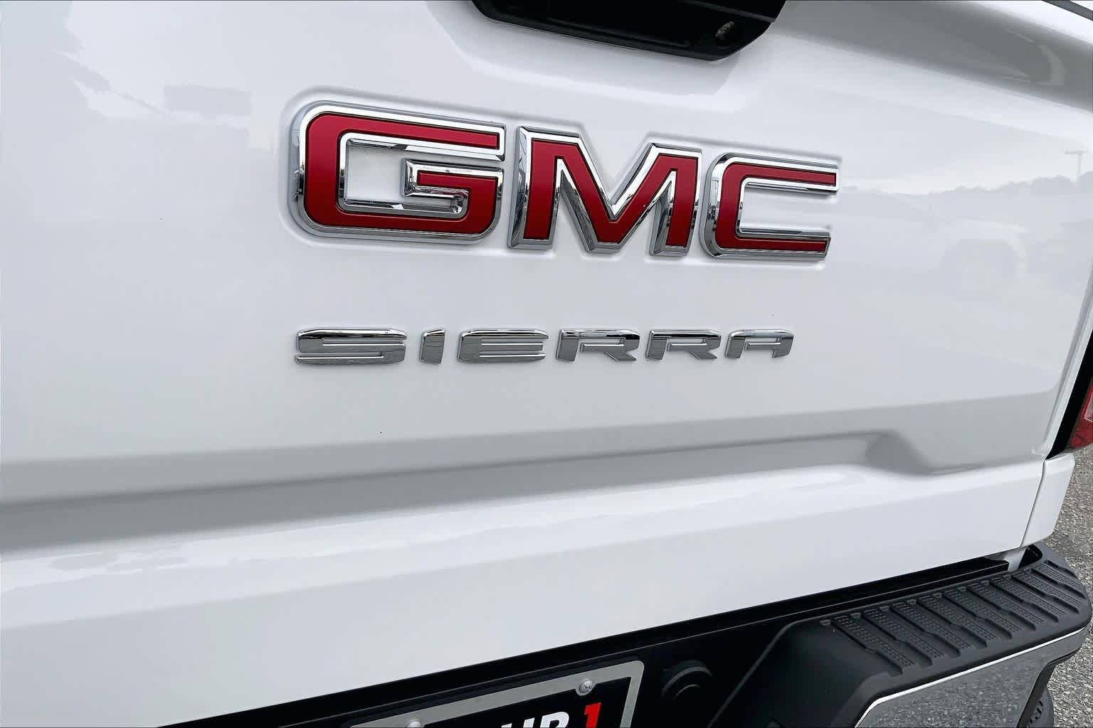 Used 2025 GMC Sierra 1500 Pro w/ Trailering Package RWD image 10