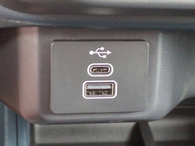 New 2026 Ford Maverick XL image 21