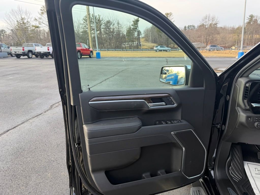 New 2026 Chevrolet Silverado 1500 LT image 22