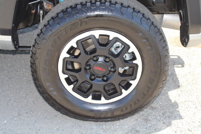 Used 2024 Toyota Tacoma TRD Off-Road AWD/4WD image 14