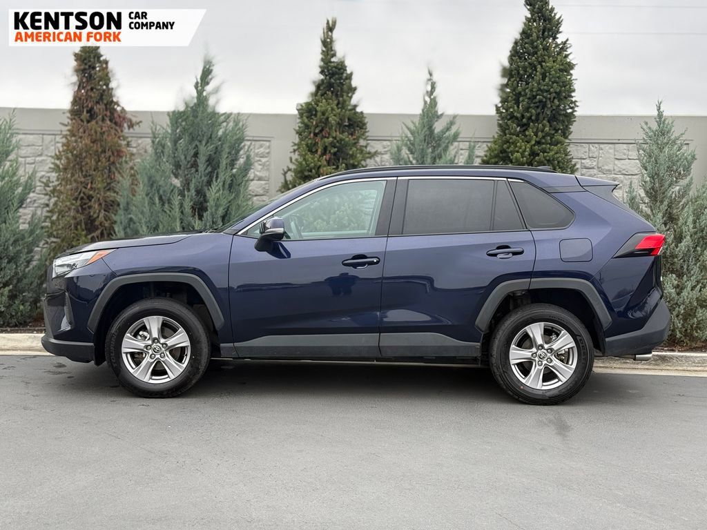 Used 2025 Toyota RAV4 XLE image 4