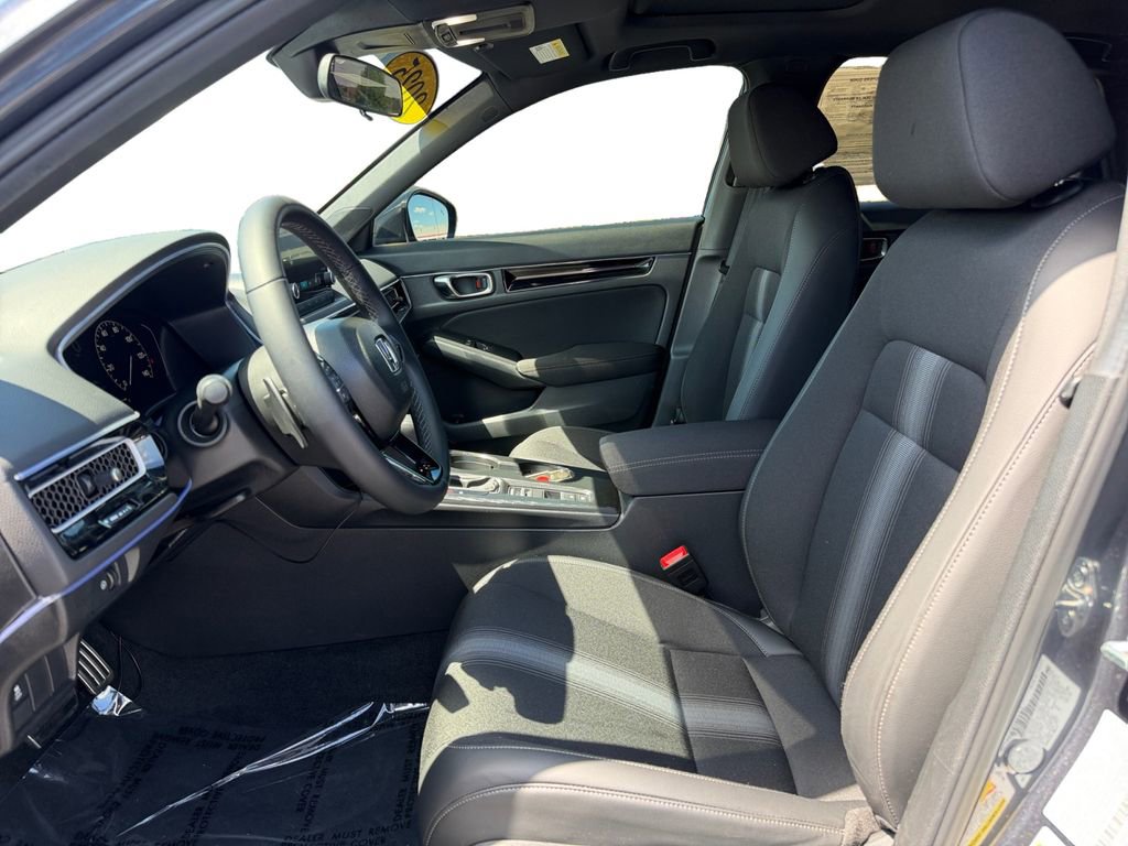 Used 2025 Honda Civic Sport image 10