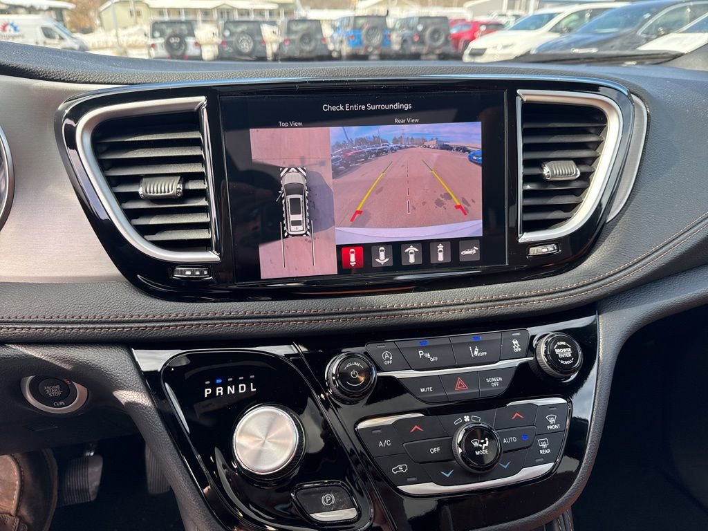 New 2026 Chrysler Pacifica Pinnacle AWD/4WD image 14