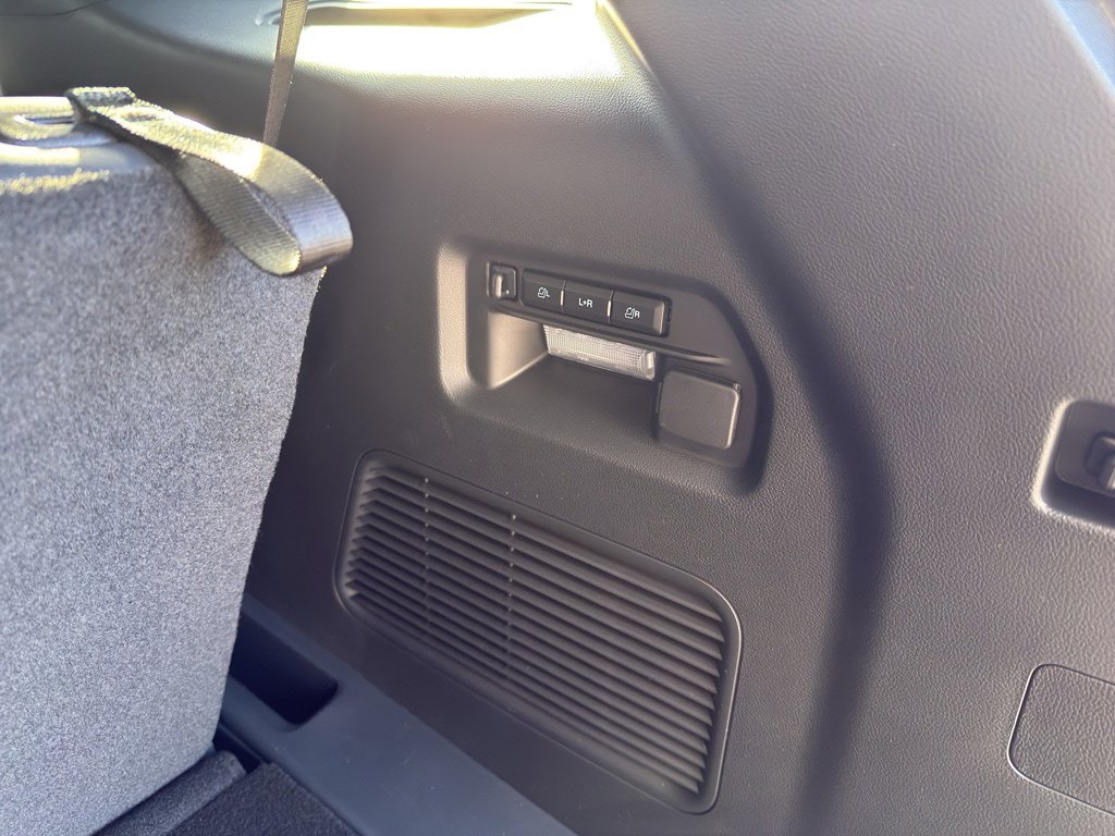 New 2026 Ford Explorer Tremor w/ Tremor Convenience Package image 15