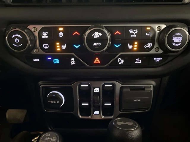 Used 2025 Jeep Wrangler Unlimited Sahara w/ Safety Group image 50