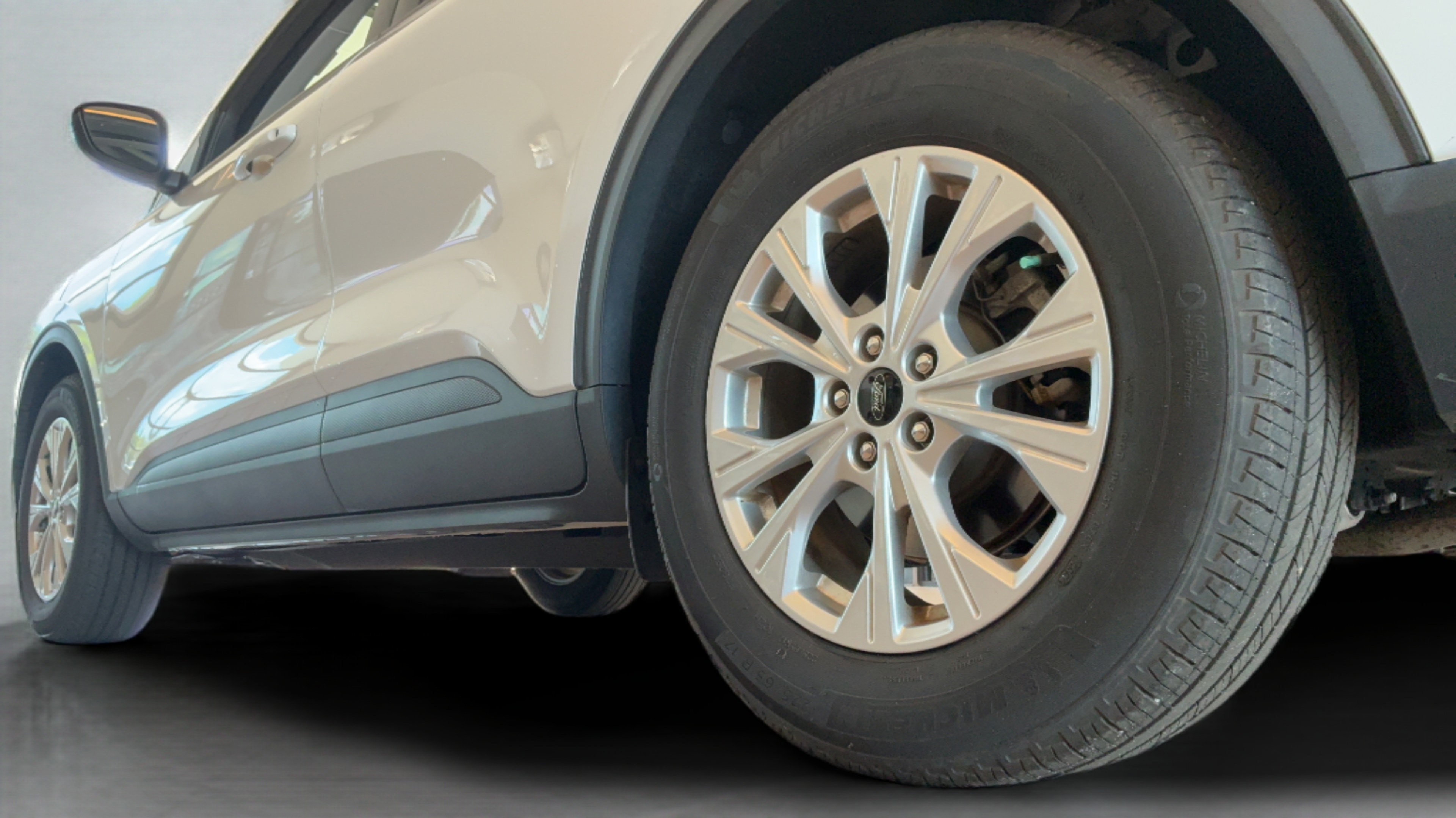 Used 2024 Ford Escape Active w/ Cold Weather Package FWD image 42