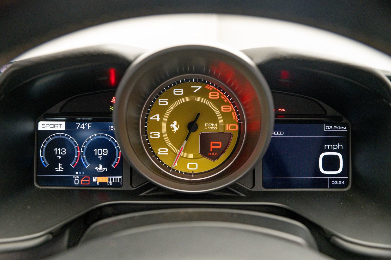 Used 2019 Ferrari Portofino RWD image 30