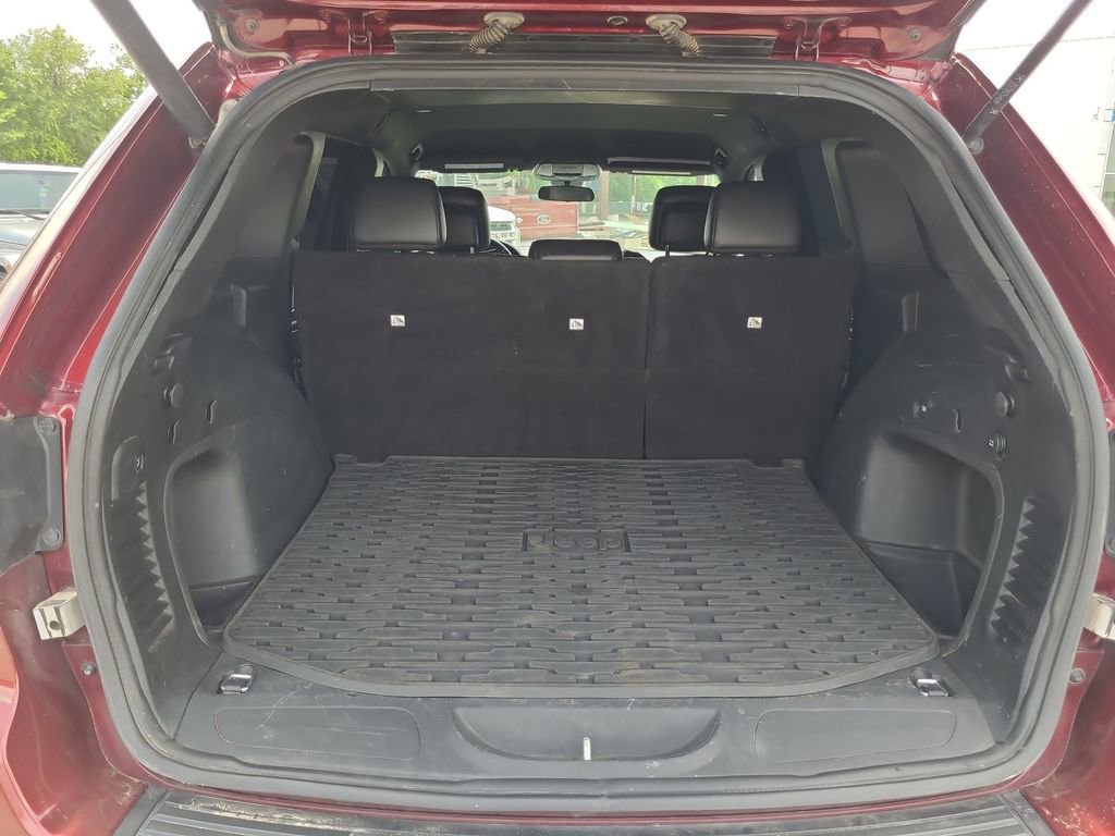 Used 2021 Jeep Grand Cherokee Laredo X RWD image 27
