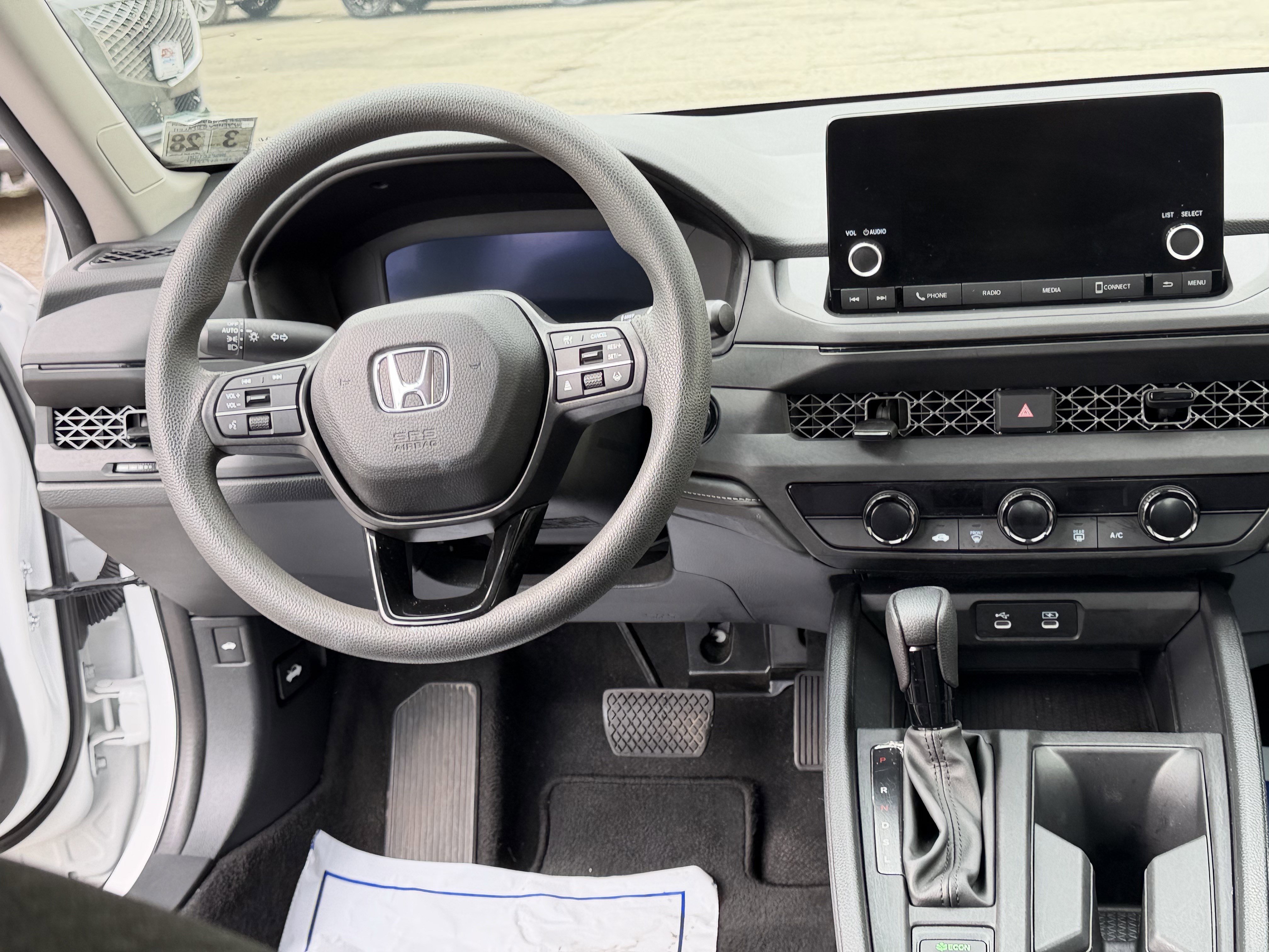 Used 2023 Honda Accord LX image 18