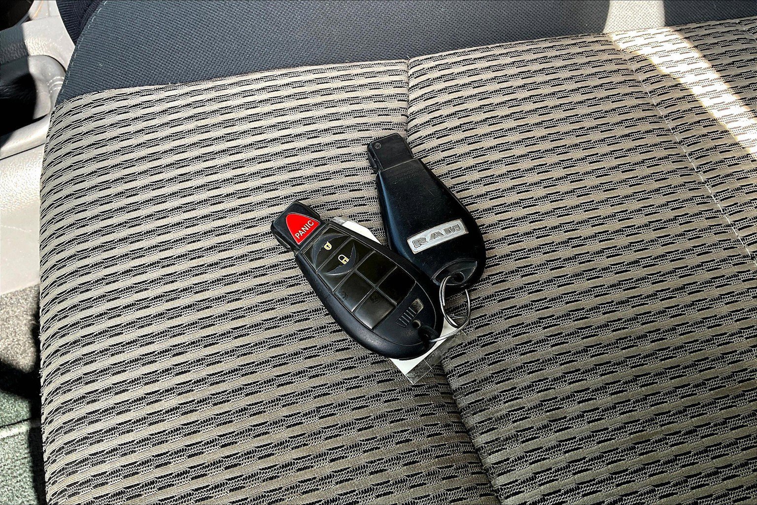 Used 2012 RAM 3500 ST w/ Chrome Appearance Group image 10