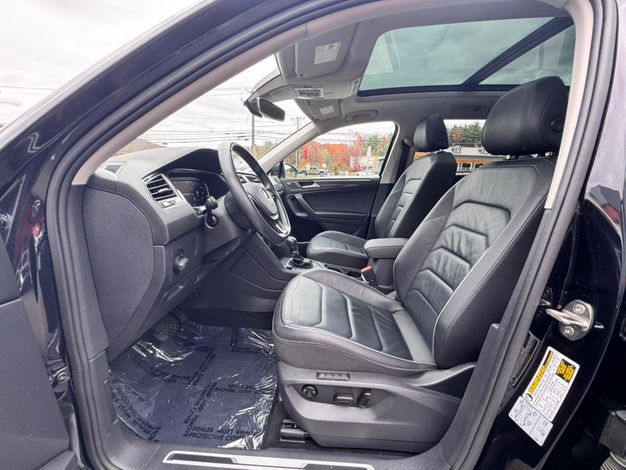 Used 2019 Volkswagen Tiguan SEL Premium image 15