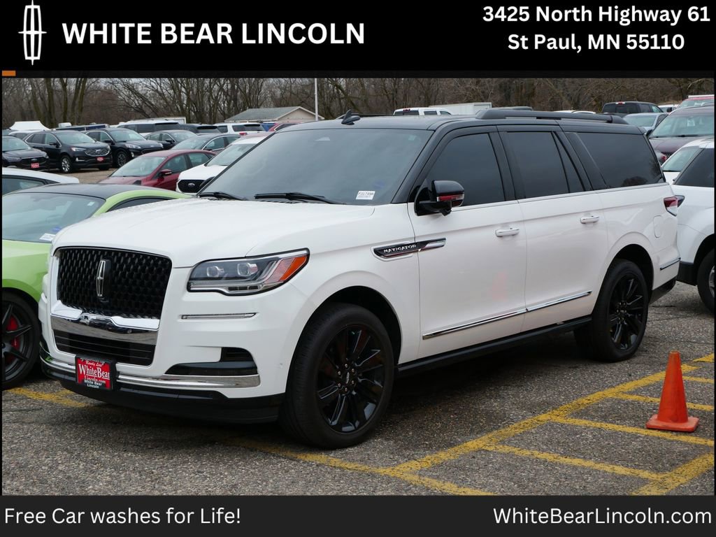 Used 2024 Lincoln Navigator L Black Label image 1