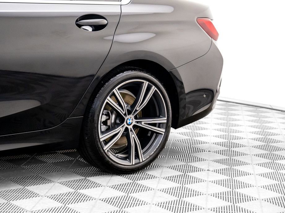 Used 2020 BMW 330i xDrive Sedan w/ Convenience Package image 34