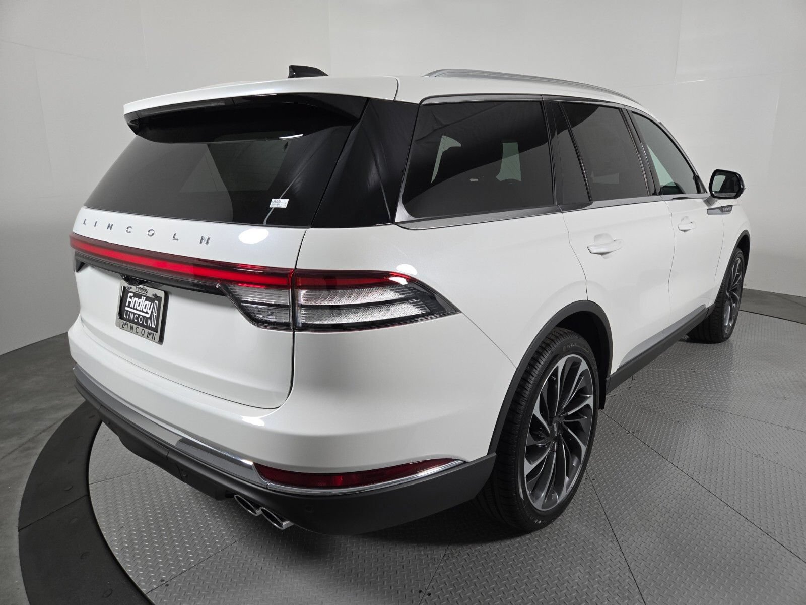 New 2026 Lincoln Aviator Reserve AWD/4WD image 4