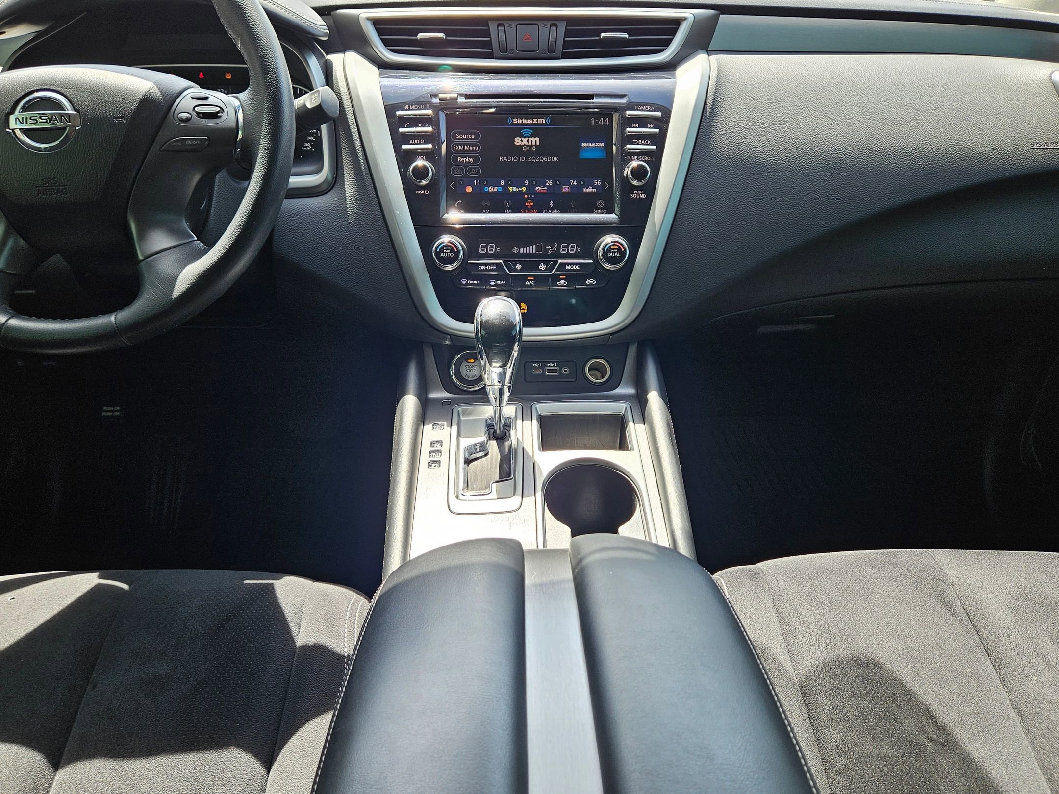 Used 2019 Nissan Murano SV w/ Premium Package image 10