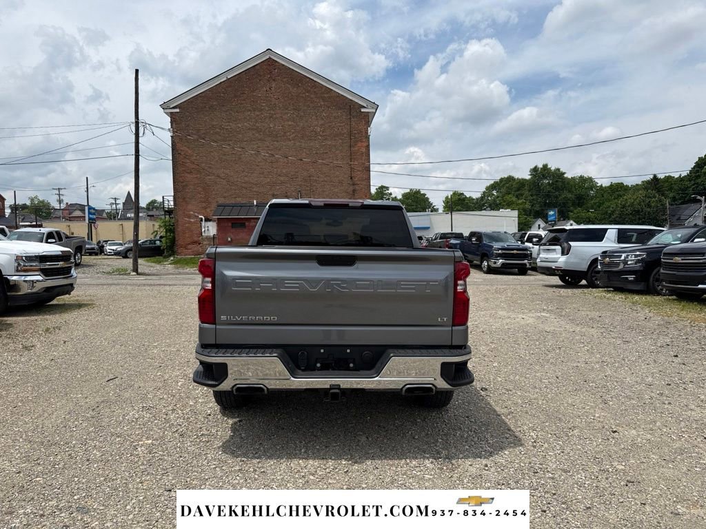 Used 2021 Chevrolet Silverado 1500 LT AWD/4WD image 4