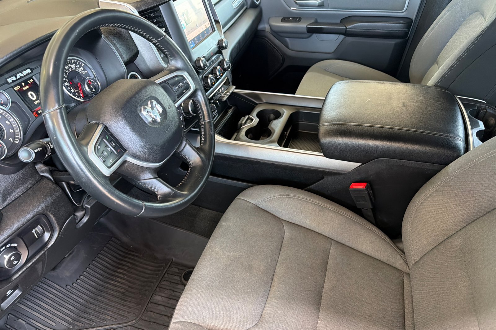Used 2023 RAM 1500 Big Horn AWD/4WD image 9