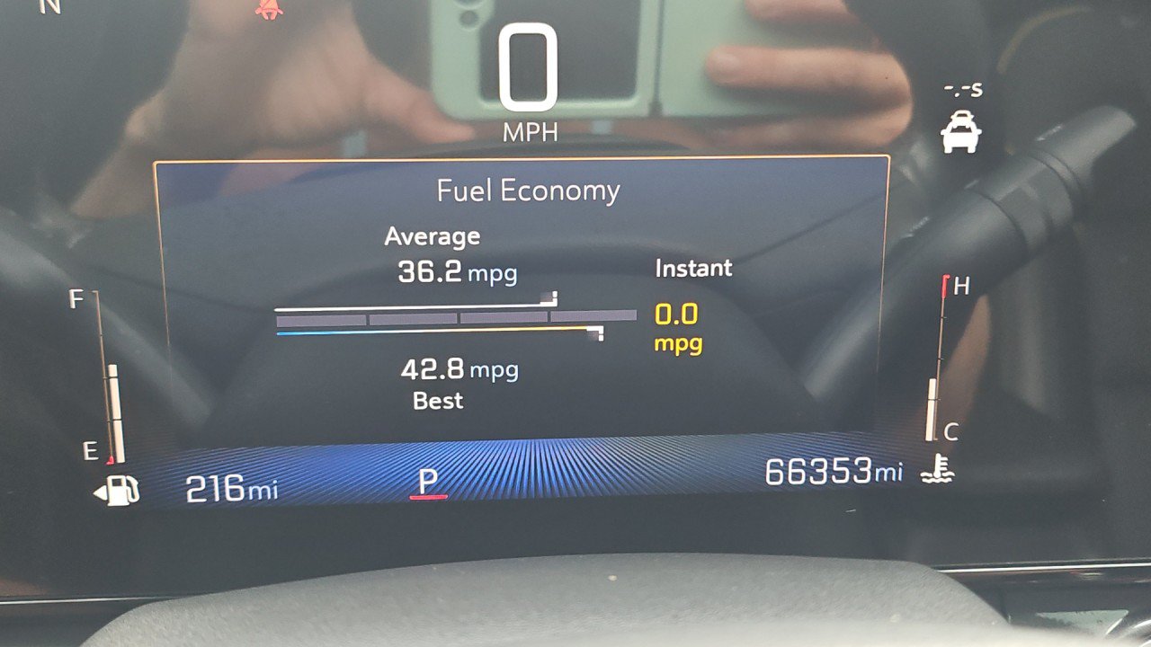 Used 2024 Chevrolet Trax ACTIV w/ Sunroof Package FWD image 18