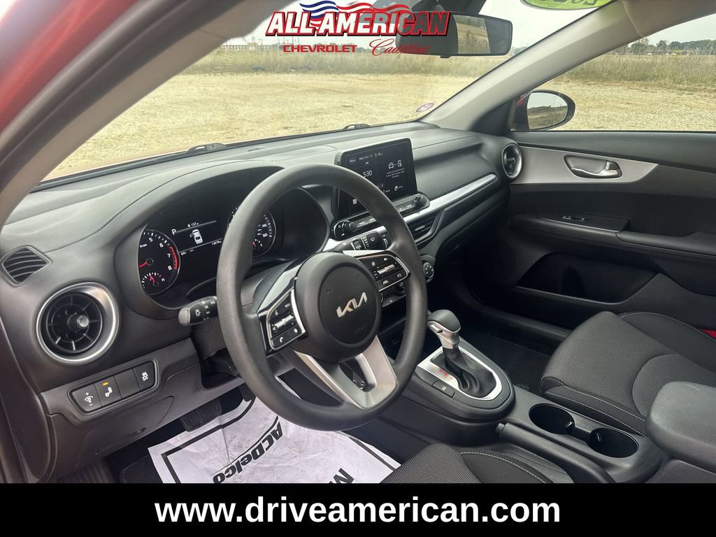 Used 2023 Kia Forte LXS w/ LXS Technology Package image 10