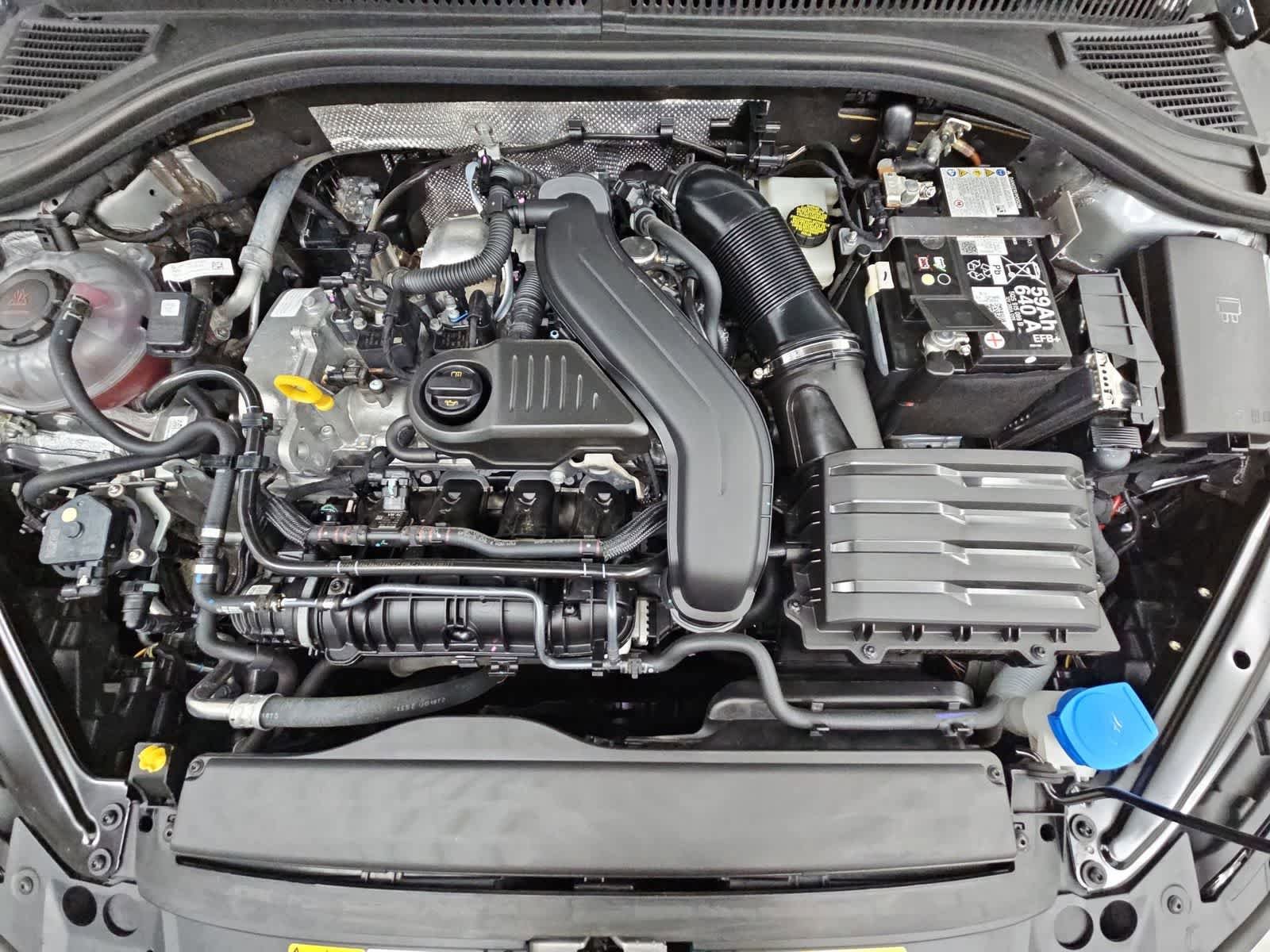 Certified 2025 Volkswagen Jetta SE FWD image 14