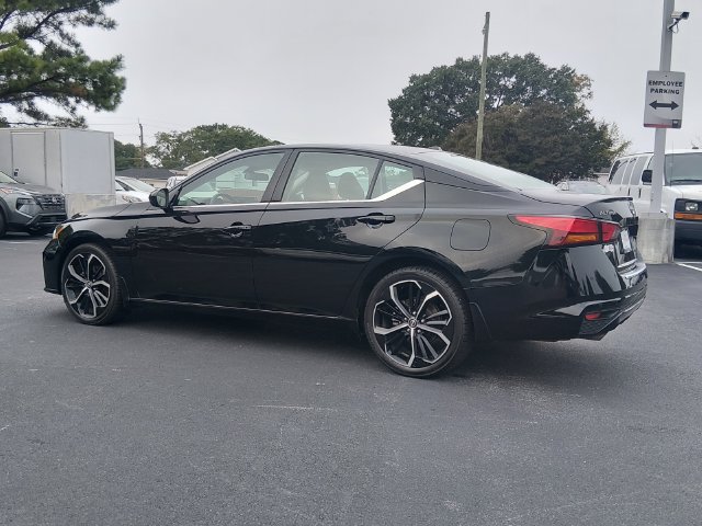 Certified 2023 Nissan Altima 2.5 SR w/ SR Premium Package AWD/4WD image 5