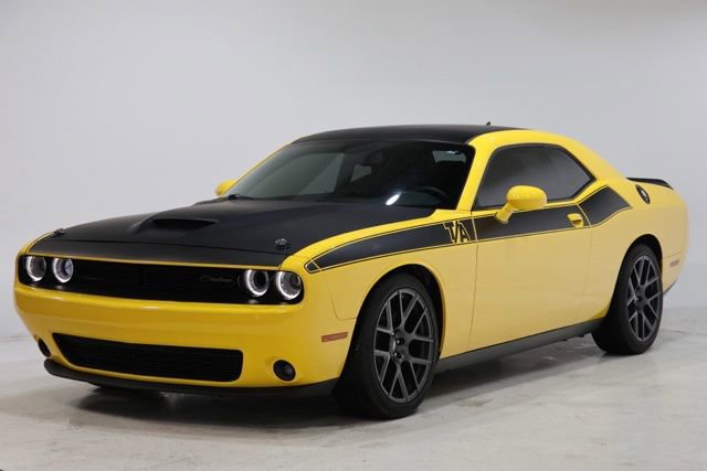 Used 2017 Dodge Challenger T/A RWD image 3