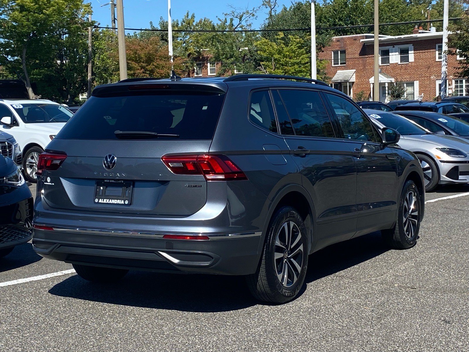 Certified 2024 Volkswagen Tiguan S AWD/4WD image 3