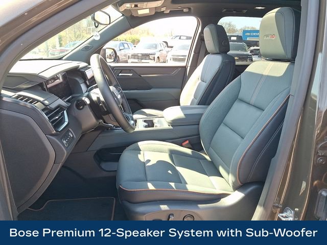 Used 2025 GMC Acadia AT4 AWD/4WD image 2