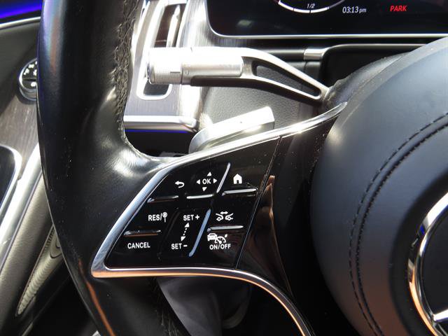 Used 2022 Mercedes-Benz S 500 4MATIC w/ AMG Line Package image 11