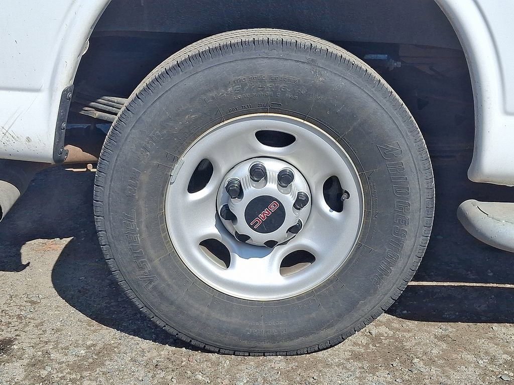 Used 2024 GMC Savana 2500 w/ Driver Convenience Package image 34