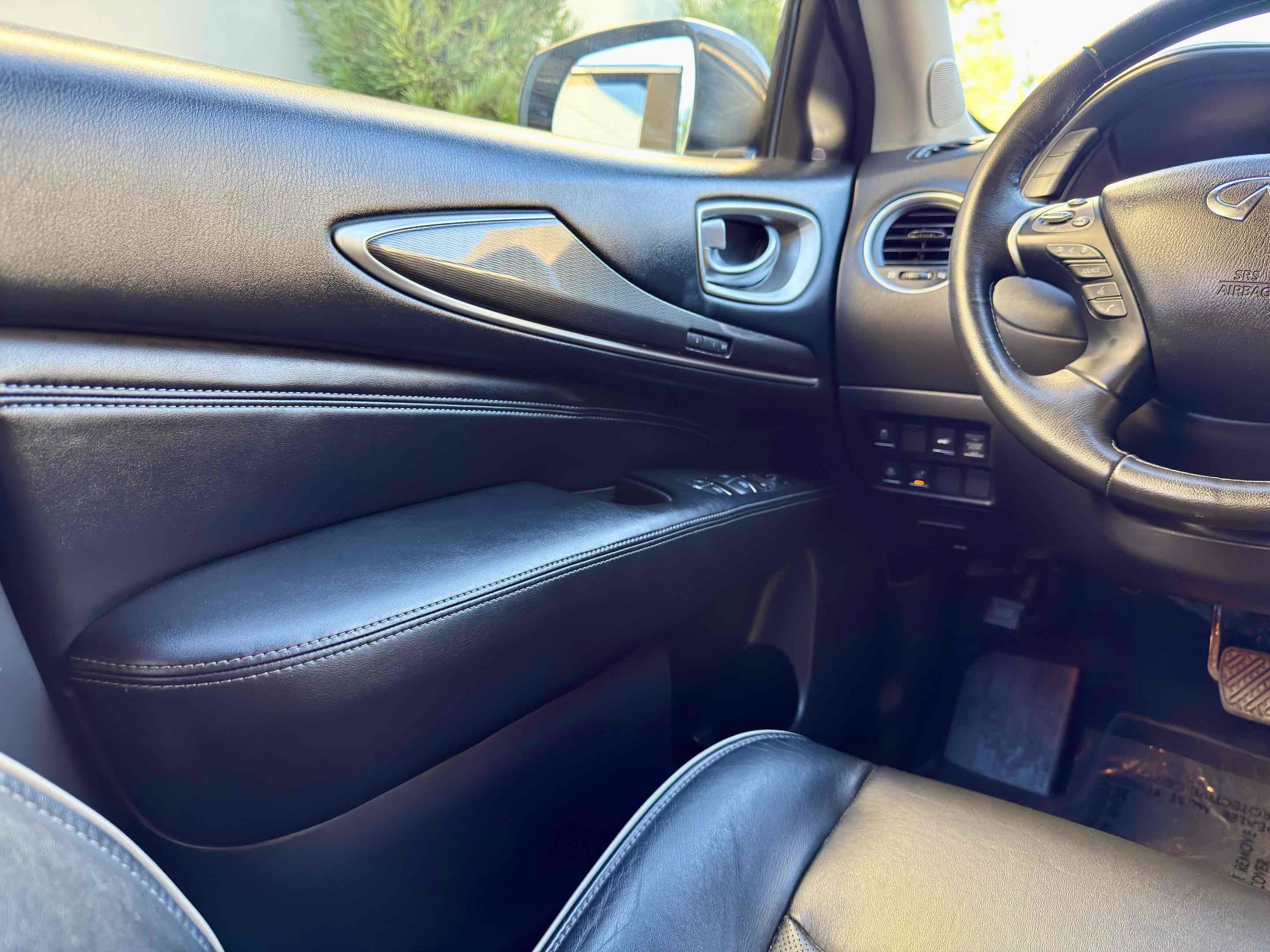 Used 2017 INFINITI QX60 FWD w/ Premium Plus Package image 26