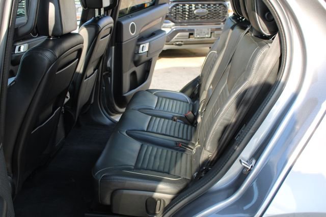 Used 2020 Land Rover Discovery HSE Luxury image 54