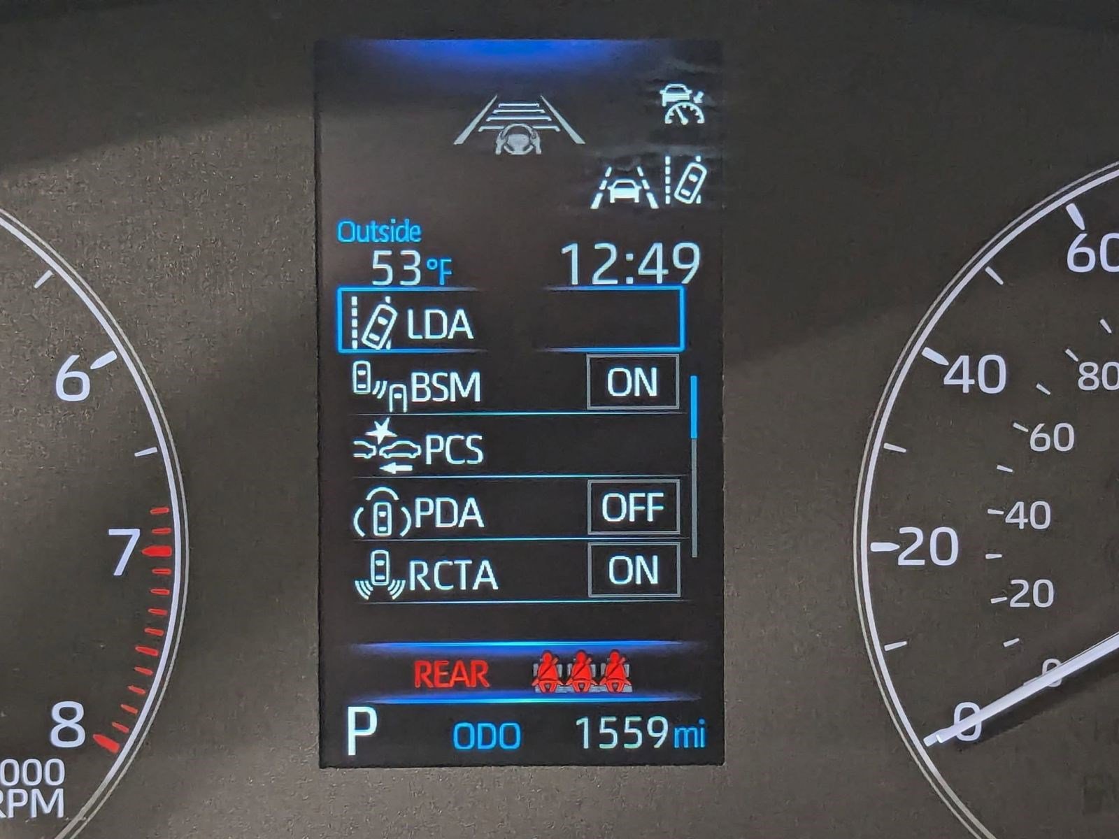 Used 2024 Toyota Corolla Cross LE image 15