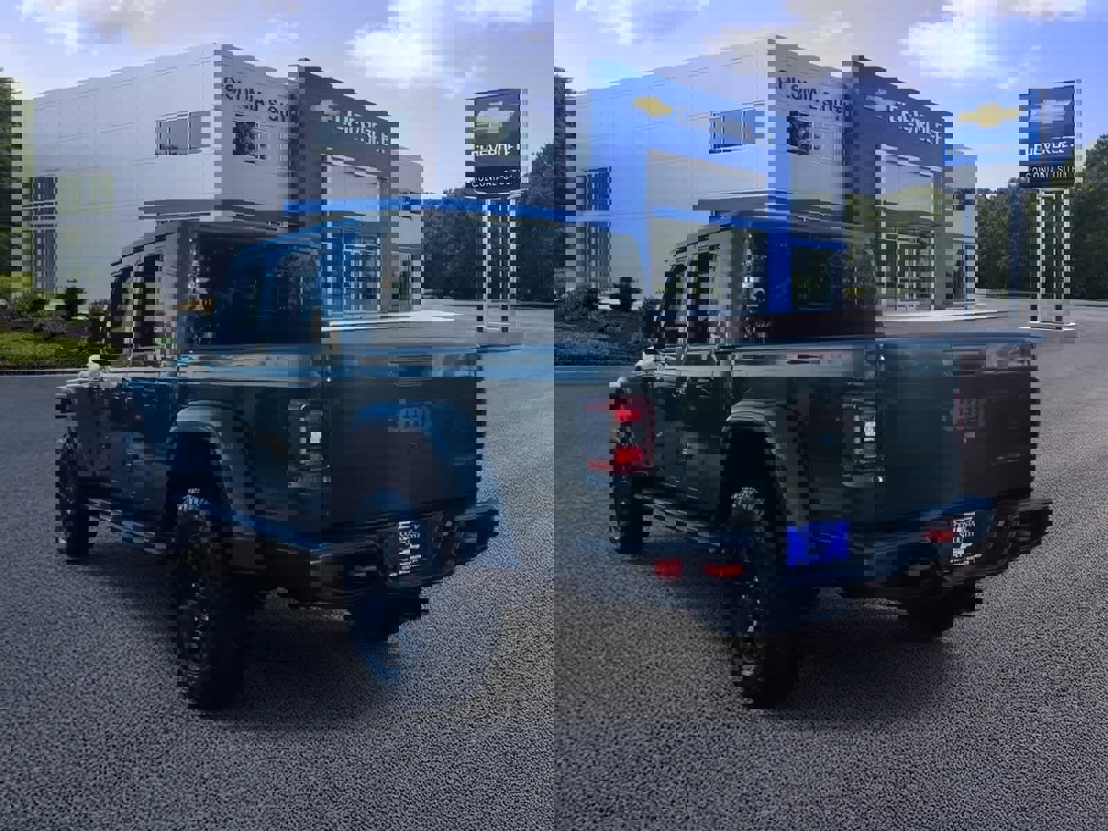 Used 2022 Jeep Gladiator Mojave w/ LED Lighting Group image 4