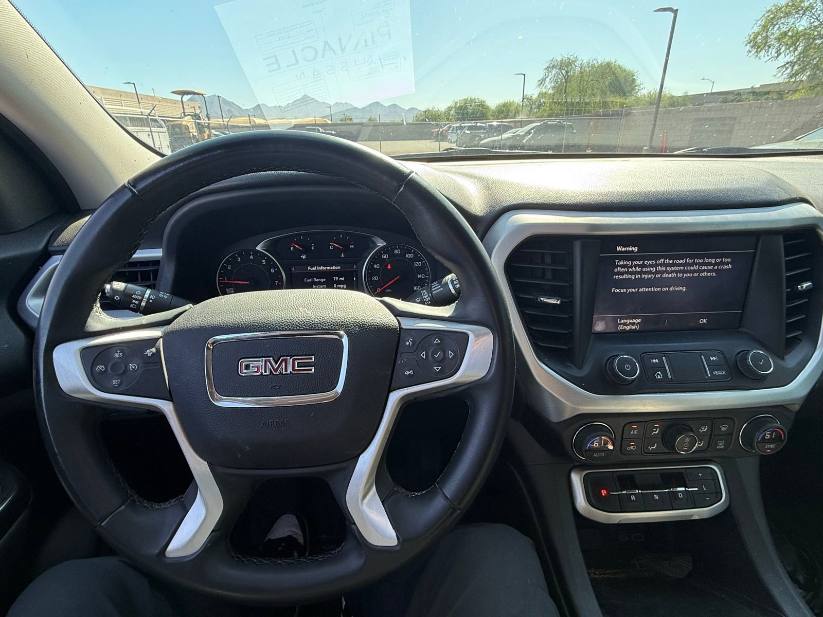 Used 2023 GMC Acadia SLT image 18