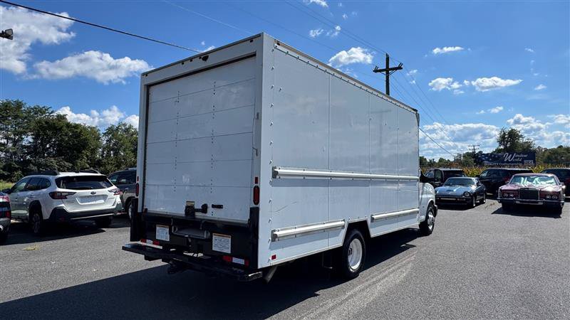 Used 2020 GMC Savana 3500 Extended w/ Driver Convenience Package RWD image 5