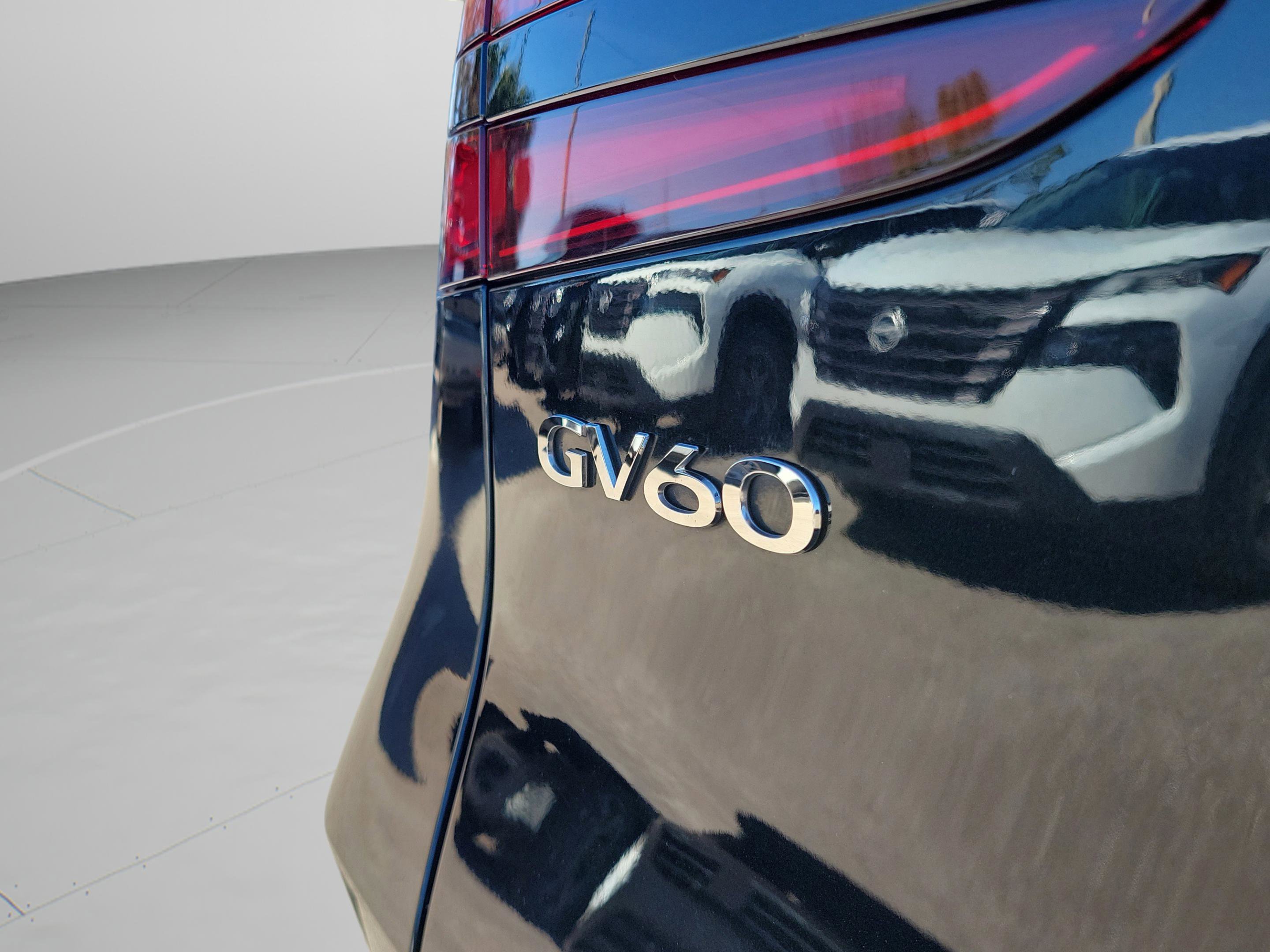 Used 2024 Genesis GV60 RWD image 9