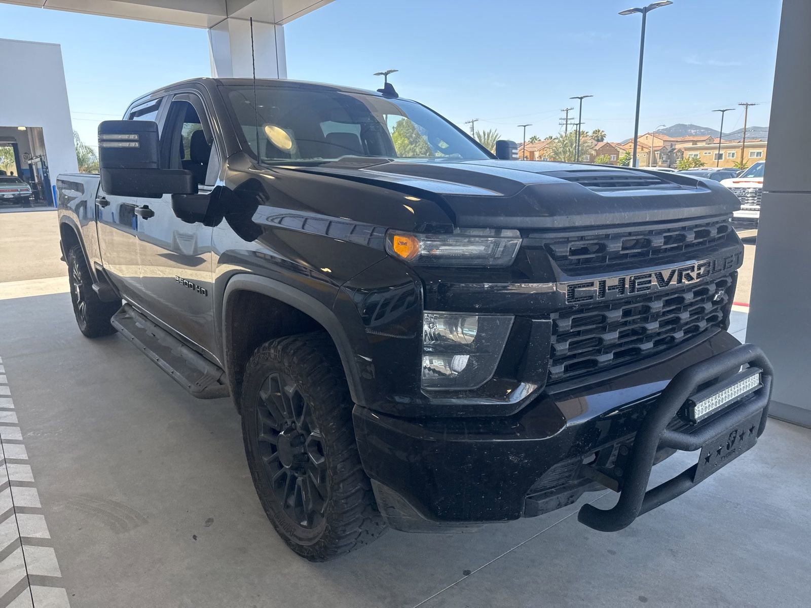 Used 2021 Chevrolet Silverado 2500 Custom w/ Custom Value Package image 1