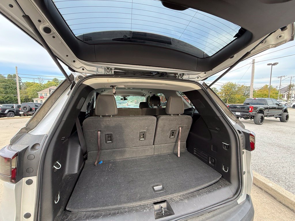 Used 2018 Chevrolet Traverse LS FWD image 25
