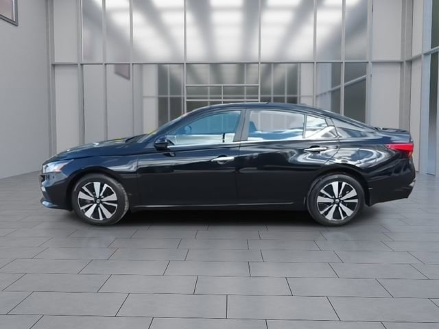 Certified 2022 Nissan Altima 2.5 SV w/ SV Premium Package image 5