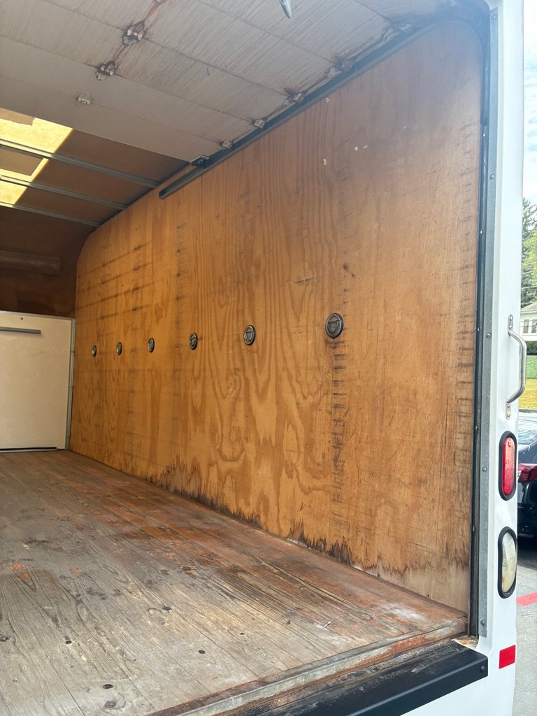 Used 2016 GMC Savana 3500 RWD image 14