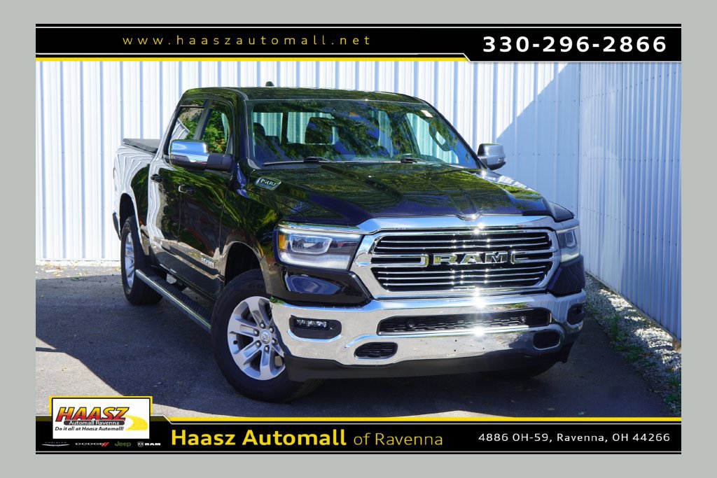 Used 2023 RAM 1500 Laramie AWD/4WD image 1