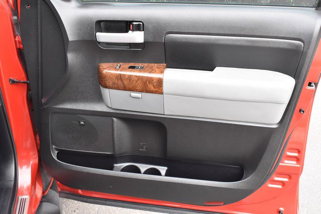 Used 2013 Toyota Tundra Platinum image 29