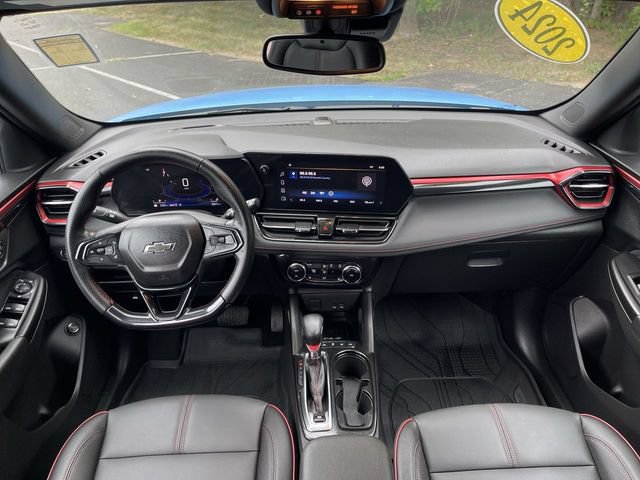 Used 2024 Chevrolet TrailBlazer RS w/ Convenience Package AWD/4WD image 20